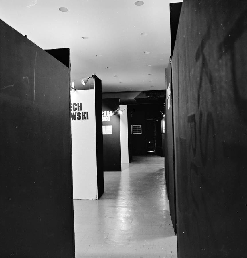Galeria Wsp&oacute;łczesna, &bdquo;Aspekty Nowoczesnej Sztuki Polskiej&rdquo;, Warszawa, 1975