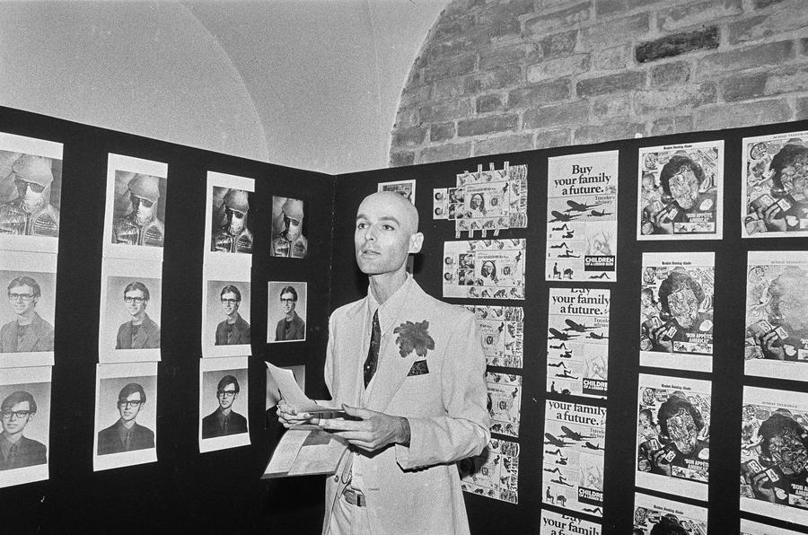 Richard Boulez, &bdquo;Sztuka mechanicznej reprodukcji&rdquo;, Mała Galeria, Warszawa, 1983
