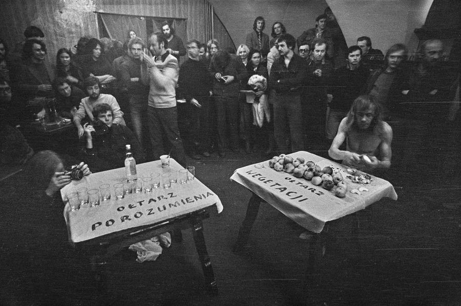 Jerzy Bereś, &bdquo;Rytuał egzystencjalny&rdquo;, Galeria LDK Labirynt, Lublin 1976