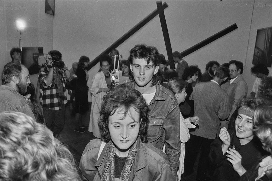 J&oacute;zef Robakowski, &bdquo;Gabinet kątów energetycznych&rdquo;, Galeria Wschodnia, Ł&oacute;dź, 1987