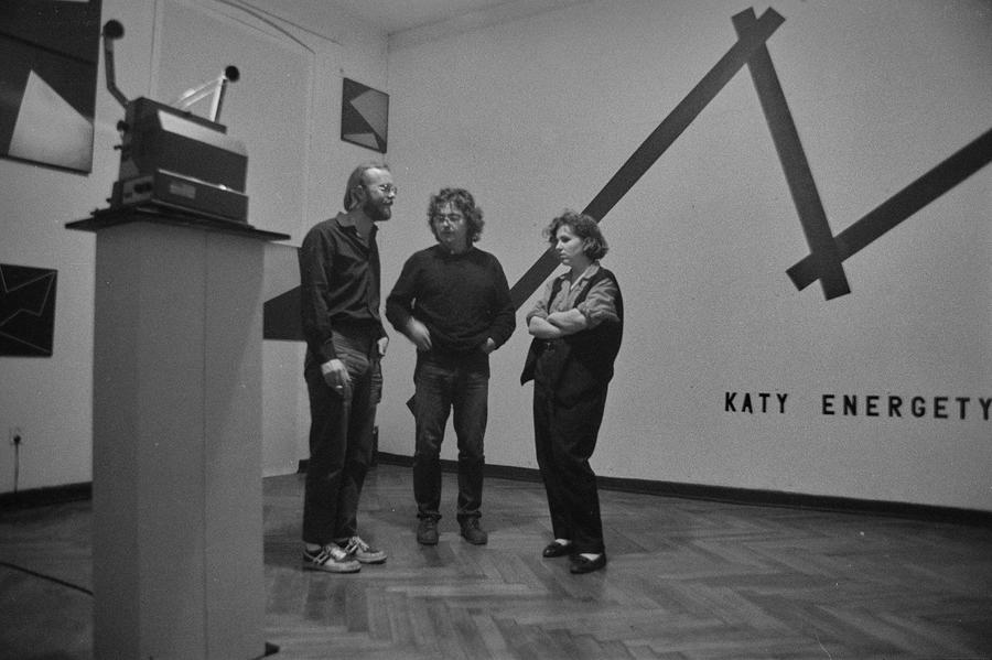 J&oacute;zef Robakowski, &bdquo;Gabinet kątów energetycznych&rdquo;, Galeria Wschodnia, Ł&oacute;dź, 1987