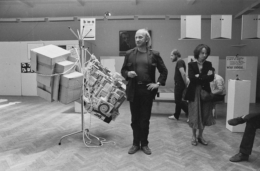 Wystawa performance, sesja i odczyty &bdquo;ZAPISY&rdquo;, Galeria BWA, Lublin 1983