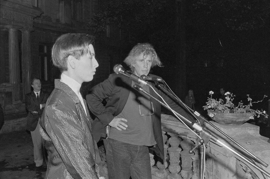 Wystawa &bdquo;Konstrukcja w procesie&rdquo; (otwarcie), Łódź, 1990