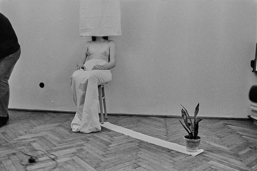 "Live Gallery", performance by Krzysztof Zarębski, c. 1974