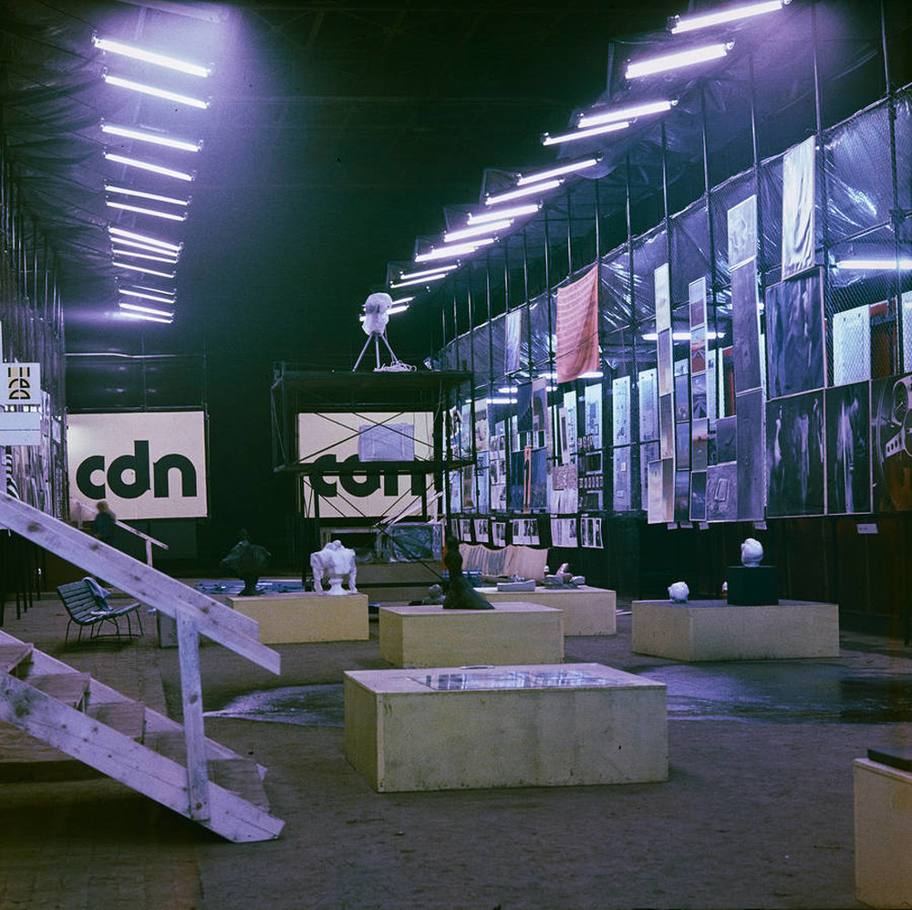 CDN - Presentations of Young People's Art exhibition, under Poniatowski Bridge, Warsaw, 1977
