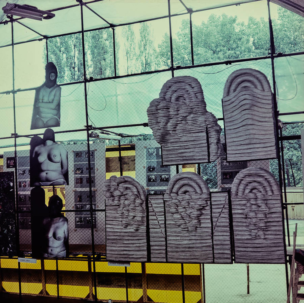 Wystawa CDN - &bdquo;Prezentacje Sztuki Młodych&rdquo;, Pod Mostem Poniatowskiego, Warszawa, 1977