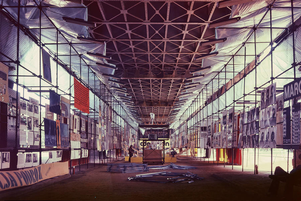 CDN - Presentations of Young People's Art exhibition, under Poniatowski Bridge, Warsaw, 1977