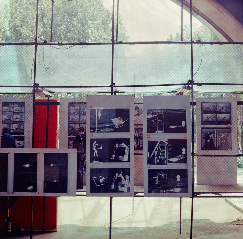CDN - Presentations of Young People's Art exhibition, under Poniatowski Bridge, Warsaw, 1977