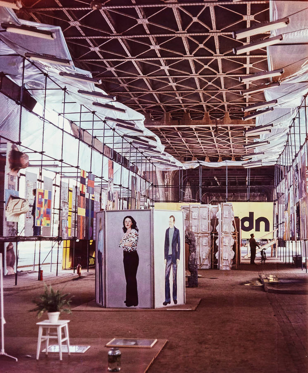 CDN - Presentations of Young People's Art exhibition, under Poniatowski Bridge, Warsaw, 1977