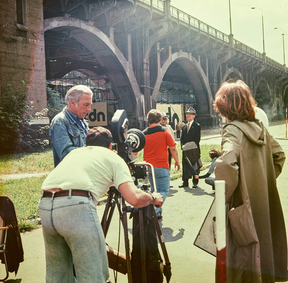 CDN - Presentations of Young People's Art exhibition, under Poniatowski Bridge, Warsaw, 1977