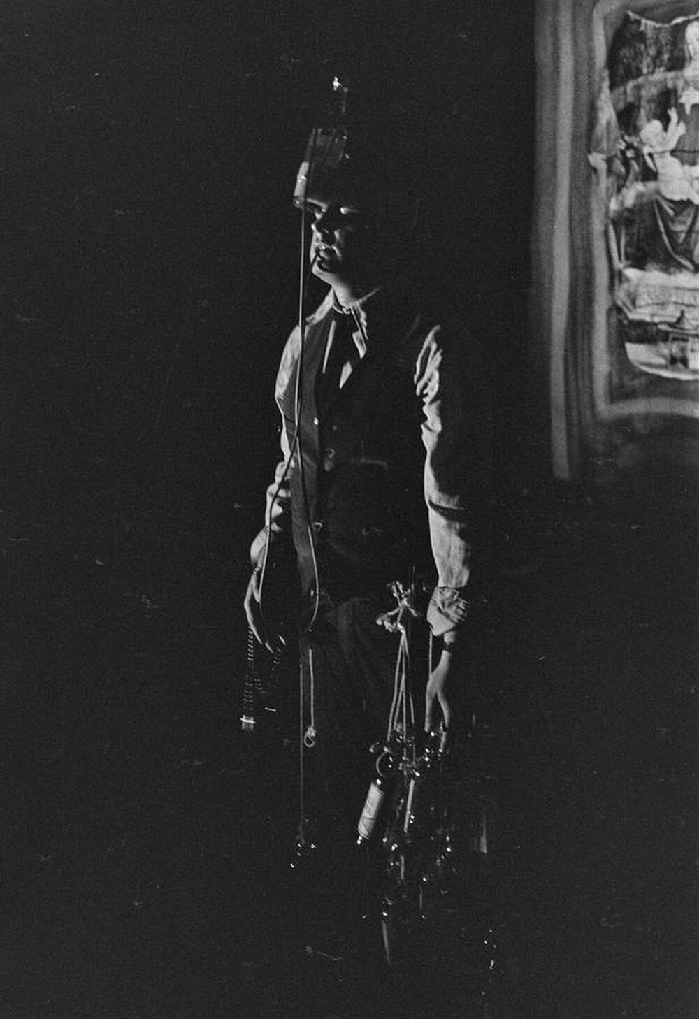 Władysław Kaźmierczak, performance, Stodoła Gallery, Warsaw, 1986