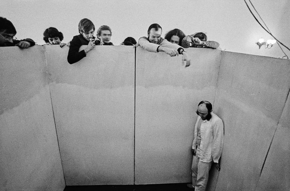Wolf Kahlen, "Noli me videre", Labirynt Gallery, Lublin, 1976