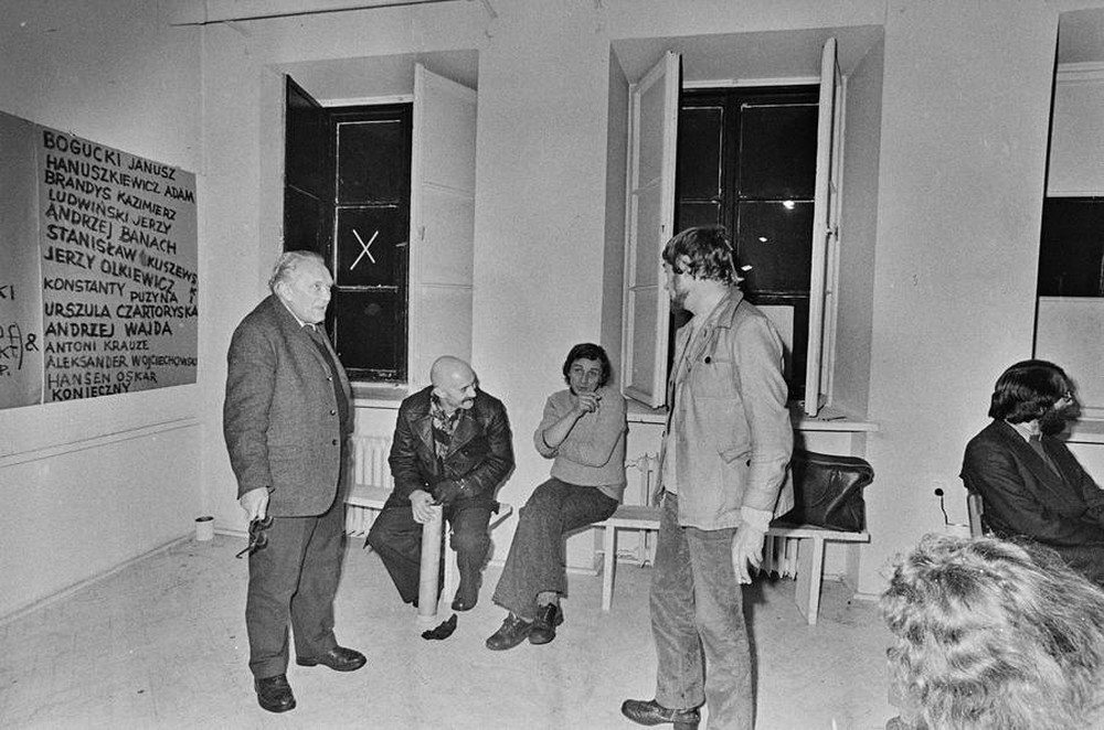 Andrzej Partum, "List of Culture and Art Ignoramuses", Repassage Gallery, Warsaw 1973
