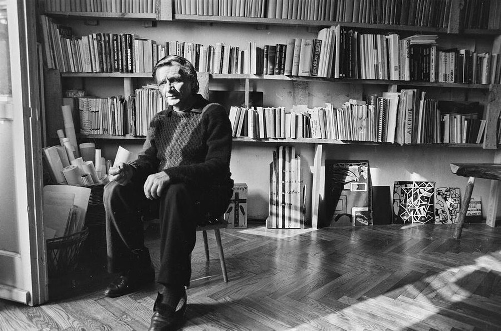 Andrzej Partum, Poetry Office, Warsaw (Podchorążych Street), 1982