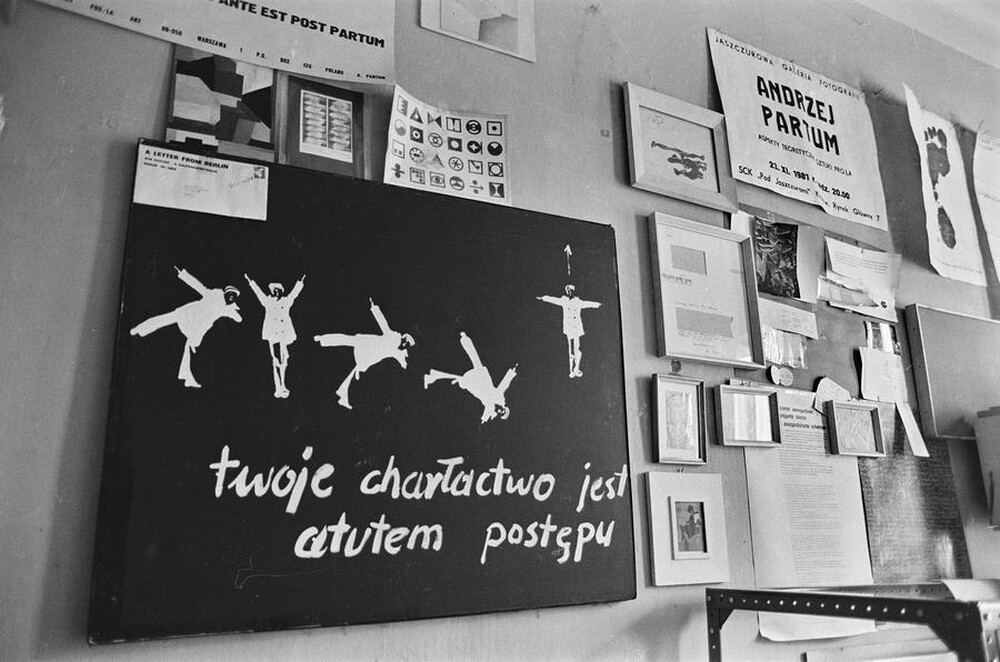 Andrzej Partum, Poetry Office, Warsaw (Podchorążych Street), 1982