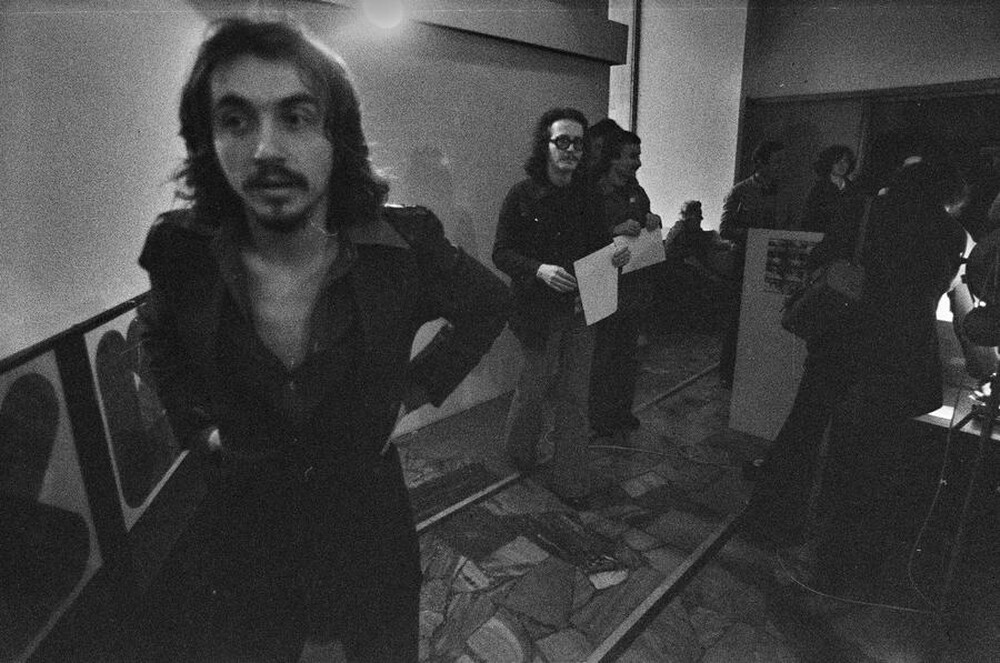Natalia LL, &bdquo;Sztuka konsumpcyjna&rdquo;, wystawa i projekcja film&oacute;w, Galeria Wsp&oacute;łczesna, Warszawa 1975