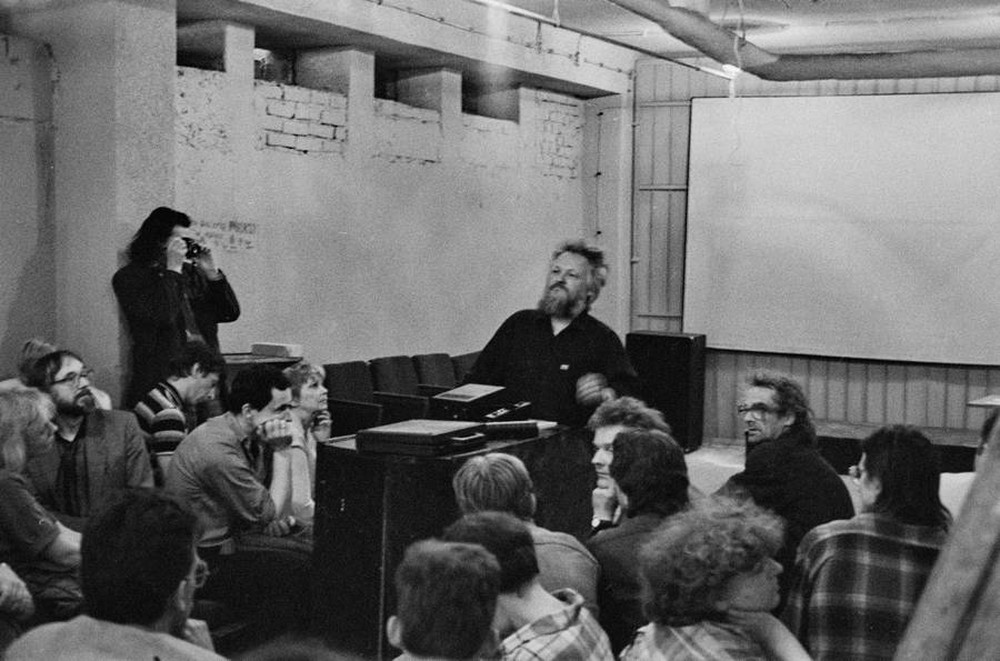 Manhattan Dungeons, or the Art of Other Media exhibition, garages, Ł&oacute;dź, 1989