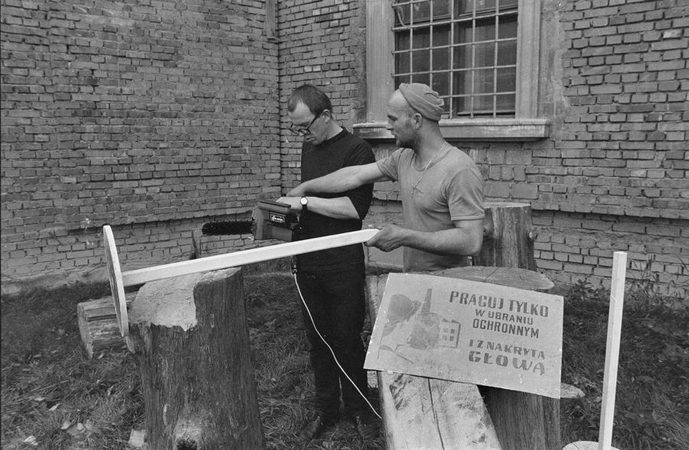 Exhibition "Wschodnia Circles", Ujazdowski Castle Centre for Contemporary Art, Warsaw, 1991