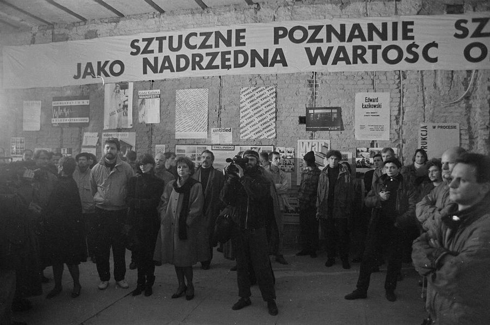 Exhibition "Ł&oacute;dź Neo-avantgarde Movement 1970-1992", Grohman Palace, Ł&oacute;dź, 1992