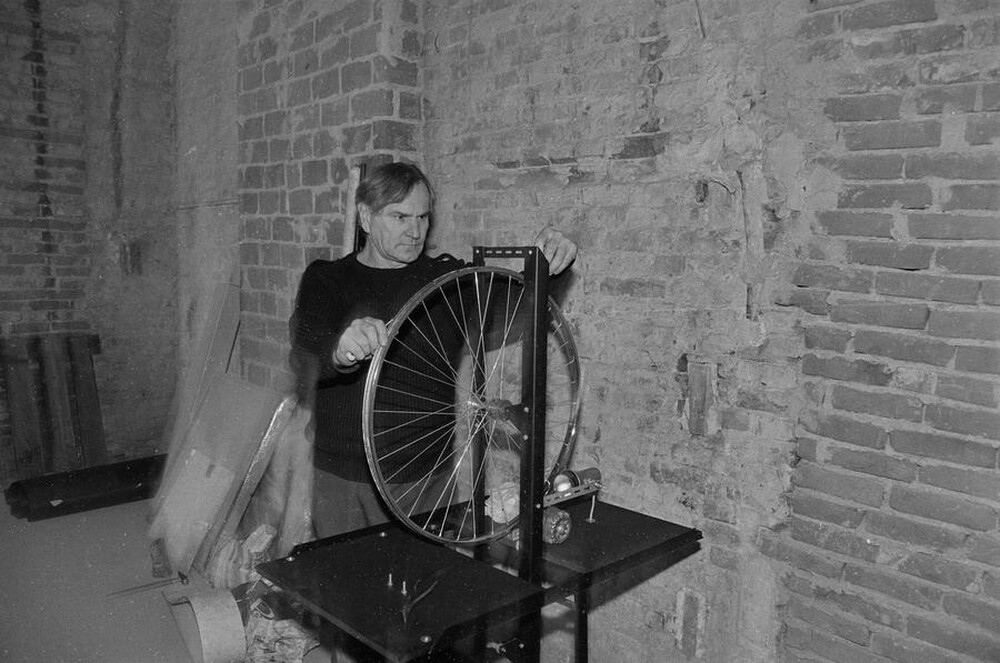 Exhibition "Ł&oacute;dź Neo-avantgarde Movement 1970-1992", Grohman Palace, Ł&oacute;dź, 1992