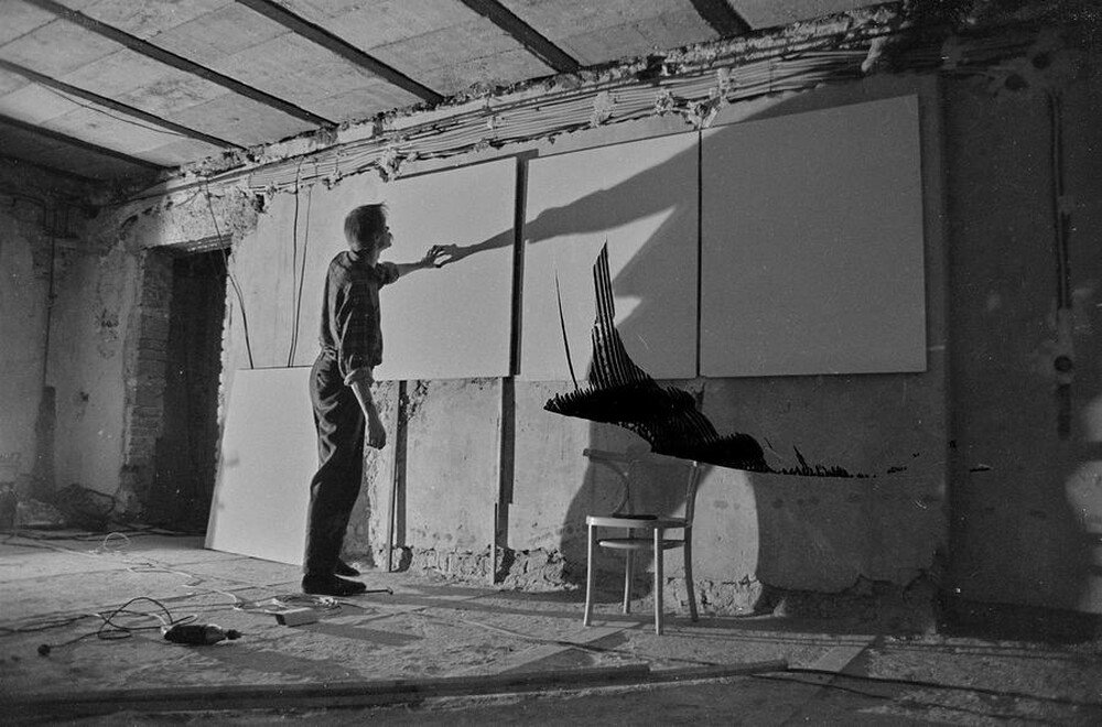Wystawa &bdquo;Ruch łódzkiej neoawangardy 1970-1992&rdquo;, Pałac Grohmana, Ł&oacute;dź, 1992