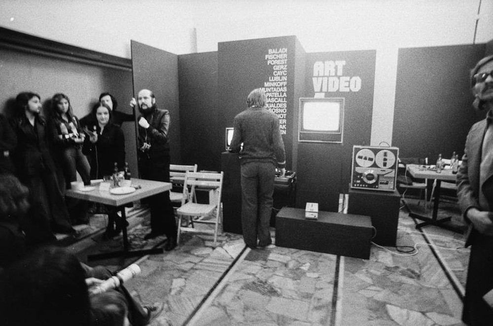 Wsp&oacute;łczesna Gallery, "VIDEO", Warsaw, 1975
