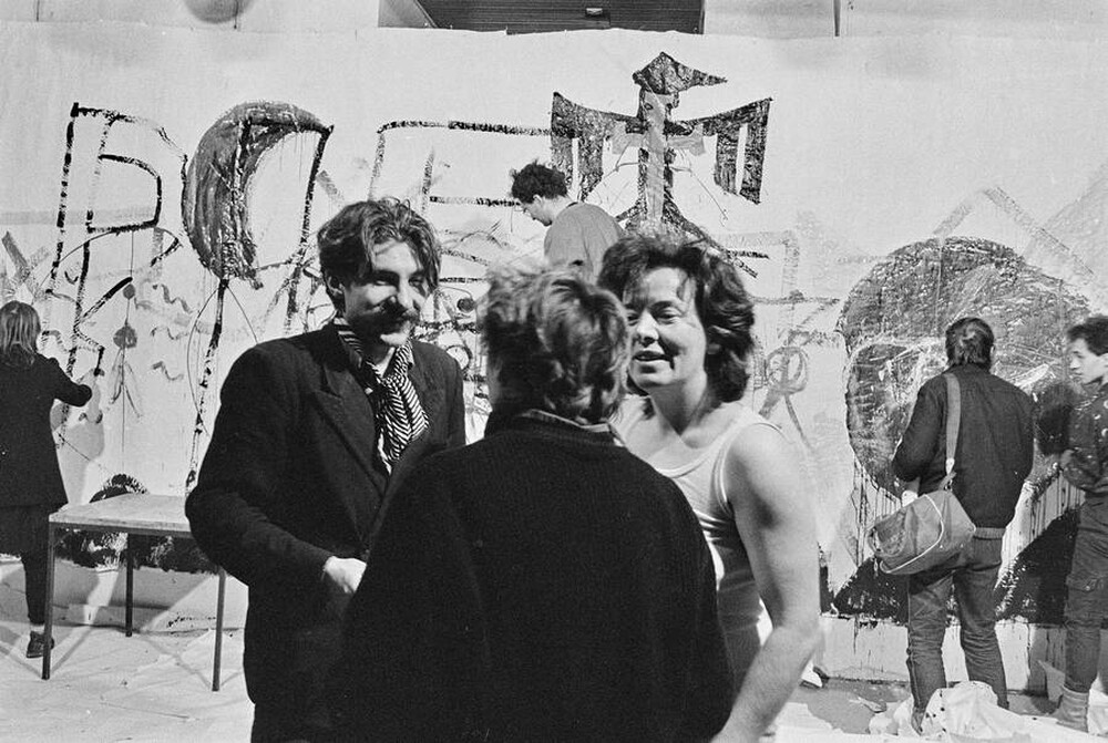 Communal painting, happening at Stodoła Gallery, Warsaw, 1986