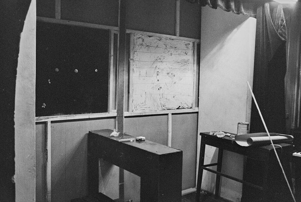 Krzysztof Zarębski, performance, Sigma Gallery, Warsaw, 1973