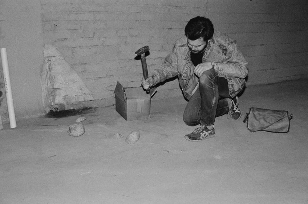 Manhattan Dungeons, or the Art of Other Media exhibition, garages, Ł&oacute;dź, 1989