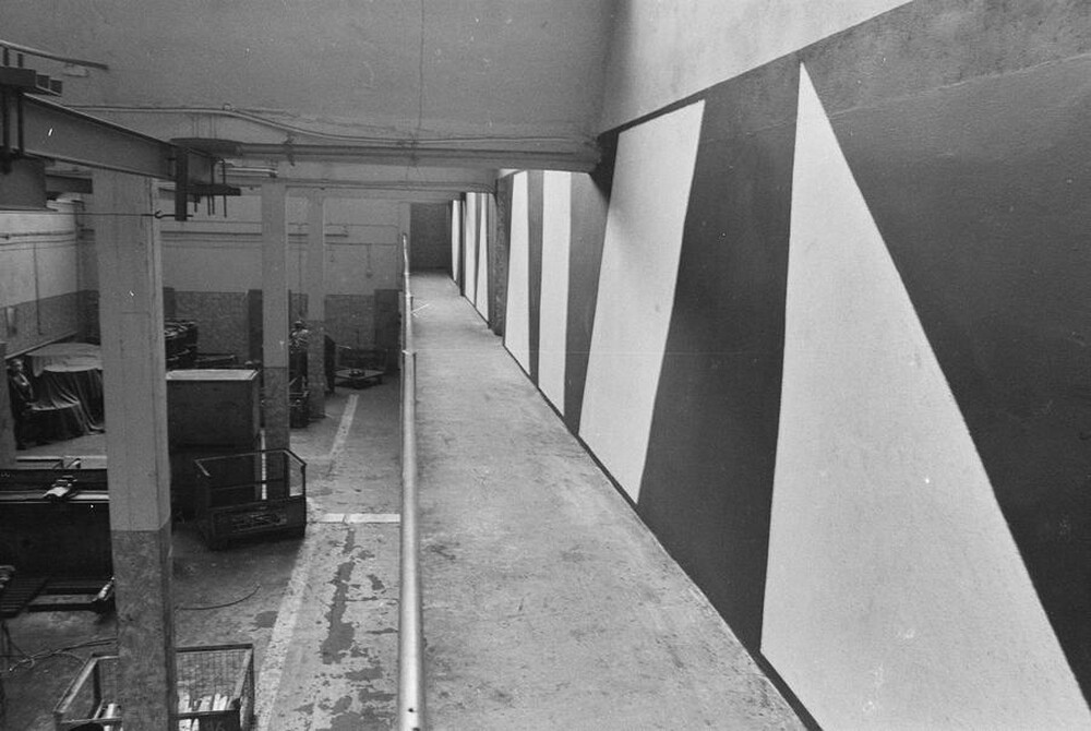 Exhibition "Construction in Process" (documentation), Ł&oacute;dź, 1990