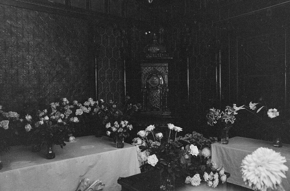 Exhibition "Construction in Process" (documentation), Ł&oacute;dź, 1990