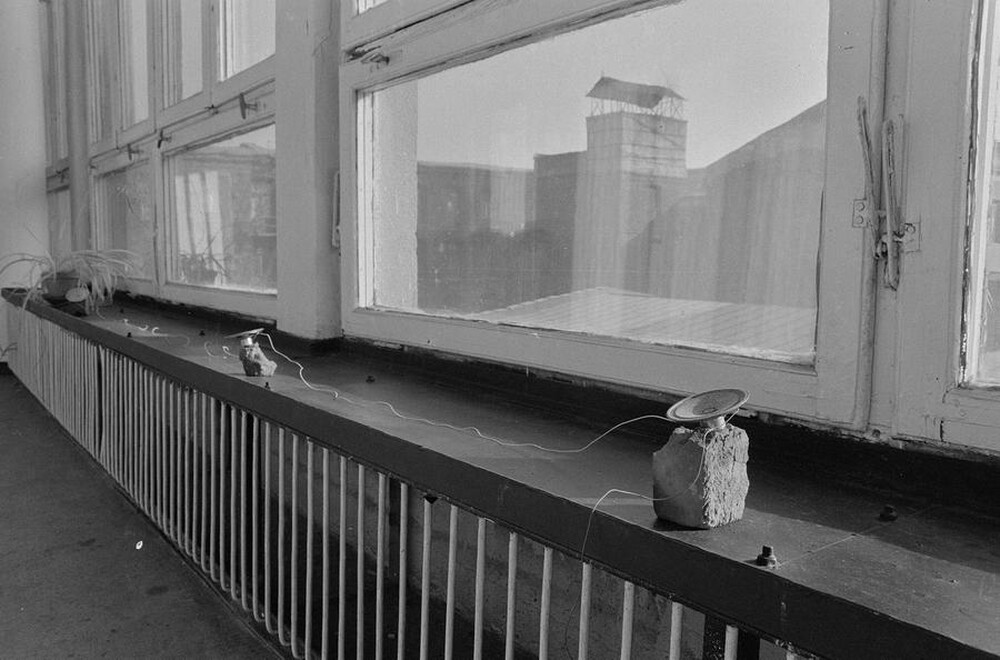 Exhibition "Construction in Process" (documentation), Ł&oacute;dź, 1990