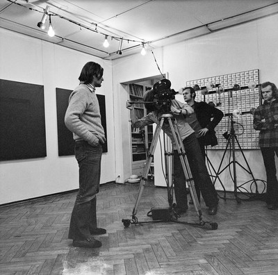 Live Gallery, recording at Foksal Gallery, 1974