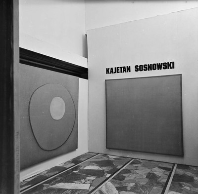 Wsp&oacute;łczesna Gallery, "Aspects of Modern Polish Art", Warsaw, 1975