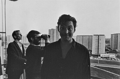 John P. Jacob in the studio of Zygmunt Rytka, Warsaw, 1986