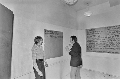 Andrzej Partum, "List of Culture and Art Ignoramuses", Repassage Gallery, Warsaw 1973