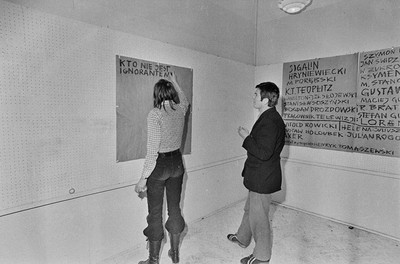 Andrzej Partum, "List of Culture and Art Ignoramuses", Repassage Gallery, Warsaw 1973