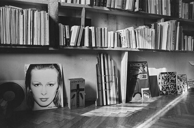 Andrzej Partum, Poetry Office, Warsaw (Podchorążych Street), 1982