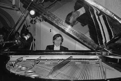 Andrzej Partum, Zbigniew Warpechowski, "Concert", Sigma Gallery, Warsaw, 1979