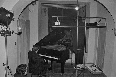 Andrzej Partum, Zbigniew Warpechowski, "Concert", Sigma Gallery, Warsaw, 1979