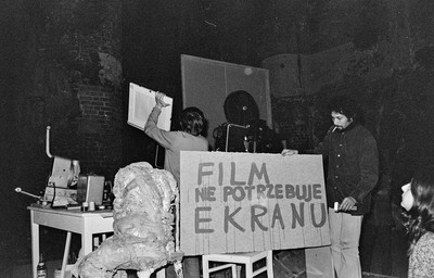 Andrzej Partum, "A Film Needs No Screen", El Gallery, Elbląg, 1973