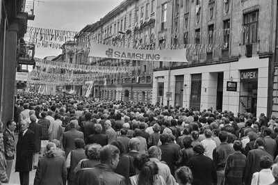 Adam Klimczak, "I Connected with Wschodnia", Wschodnia Gallery, Ł&oacute;dź, 1991