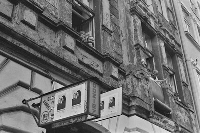 Adam Klimczak, "I Connected with Wschodnia", Wschodnia Gallery, Ł&oacute;dź, 1991