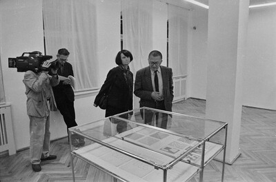 Exhibition "Ł&oacute;dź Neo-avantgarde Movement 1970-1992", Grohman Palace, Ł&oacute;dź, 1992