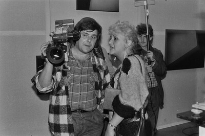 J&oacute;zef Robakowski, "Energy Corners Office", Wschodnia Gallery, Ł&oacute;dź, 1987