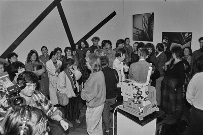 J&oacute;zef Robakowski, "Energy Corners Office", Wschodnia Gallery, Ł&oacute;dź, 1987