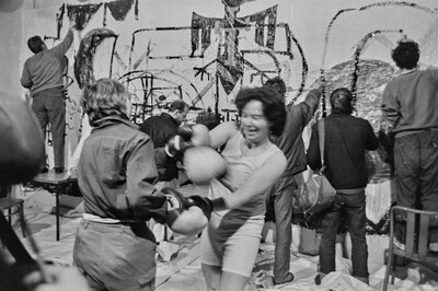 Communal painting, happening at Stodoła Gallery, Warsaw, 1986
