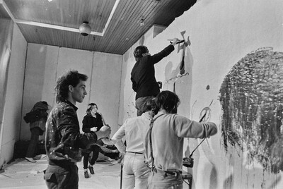 Communal painting, happening at Stodoła Gallery, Warsaw, 1986