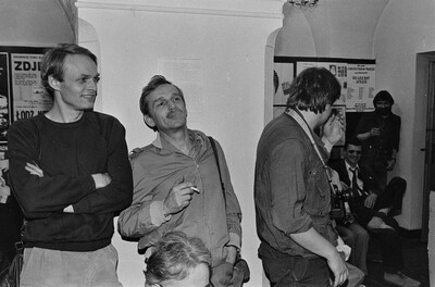 Jacek Krzyszkowski, Adam Rzepecki, "We will get rid of the world and native artworks within our reach", Mała Gallery, Warsaw, 1985