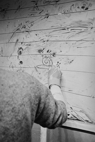 Krzysztof Zarębski, performance, Sigma Gallery, Warsaw, 1973